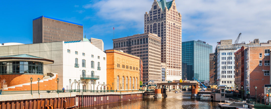 Milwaukee, Wisconsin, USA downtown skyline on the Milwaukee River in the daytime 2000pc Panoramic Puzzle