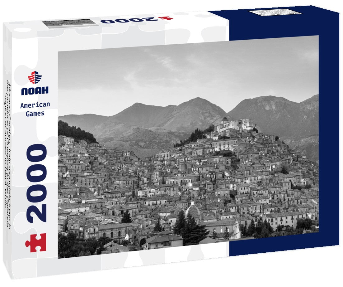 Morano Calabro, Italy mountain town in the province of Cosenza in the Calabria region at sunset 2000pc PuzzleBlack and White