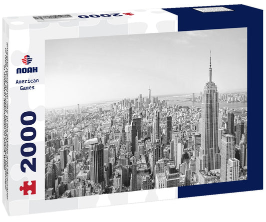 Noah Jigsaw Puzzle amazing panoramic view of the skyline and skyscraper of New York at sunset. beautiful urban landscape in midtown Manhattan in black white 2000 pieces