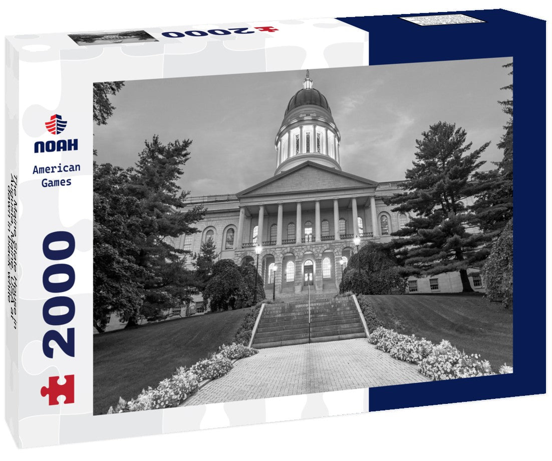 Noah Jigsaw Puzzle The Maine State House in Augusta, Maine, USA at dawn in black white 2000 pieces