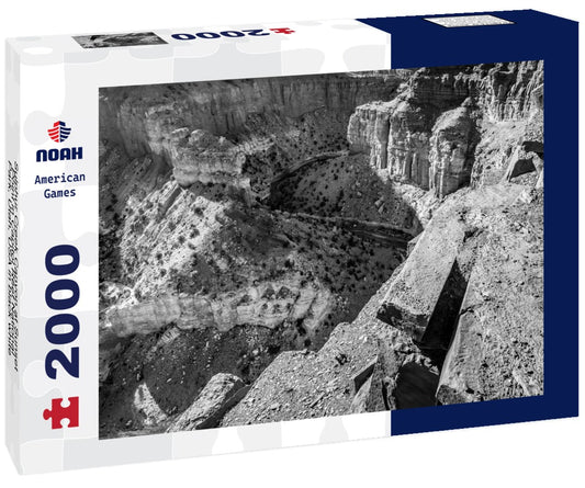 Noah Jigsaw Puzzle Sulphur Creek Canyon at Sunset Point in Capitol Reef National Park, Utah, USA in black white 2000 pieces