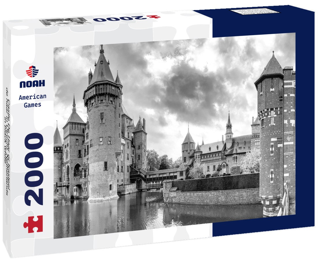 Noah Jigsaw Puzzle Castle De Haar or Kasteel de haar in Utrecht, Netherlands in black white 2000 pieces
