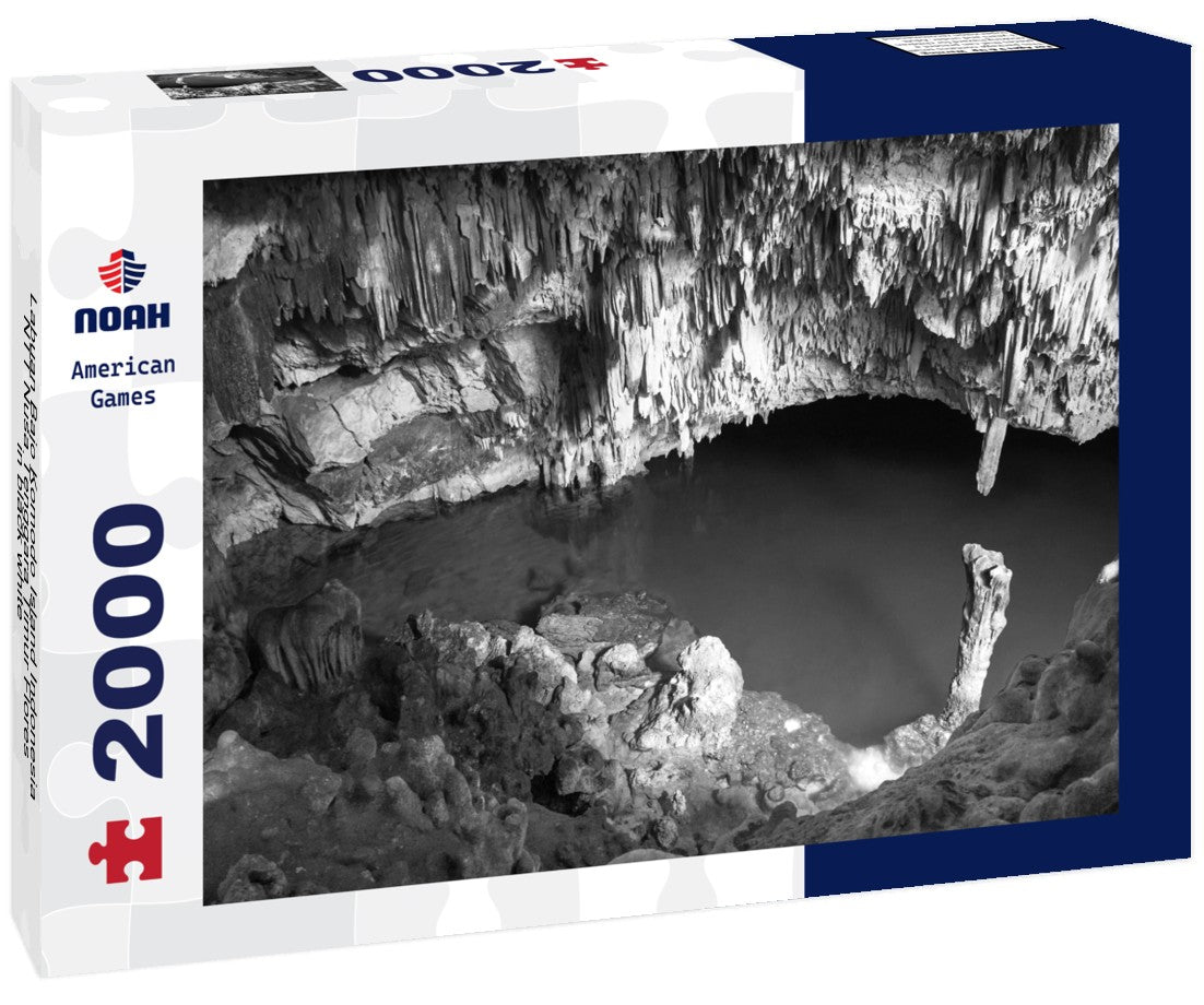 Noah Jigsaw Puzzle Labuan Bajo Komodo Island Indonesia NTT Nusa Tenggara Timur Flores in black white 2000 pieces