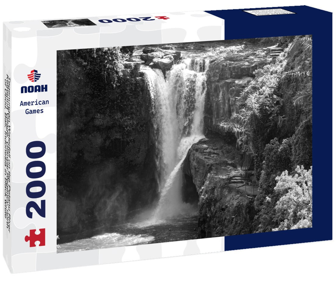 Noah Jigsaw Puzzle Tegenungan Waterfall on the Petanu River, Kemenuh Village, Gianyar Regency, north of Ubud, Bali, Indonesia in black white 2000 pieces