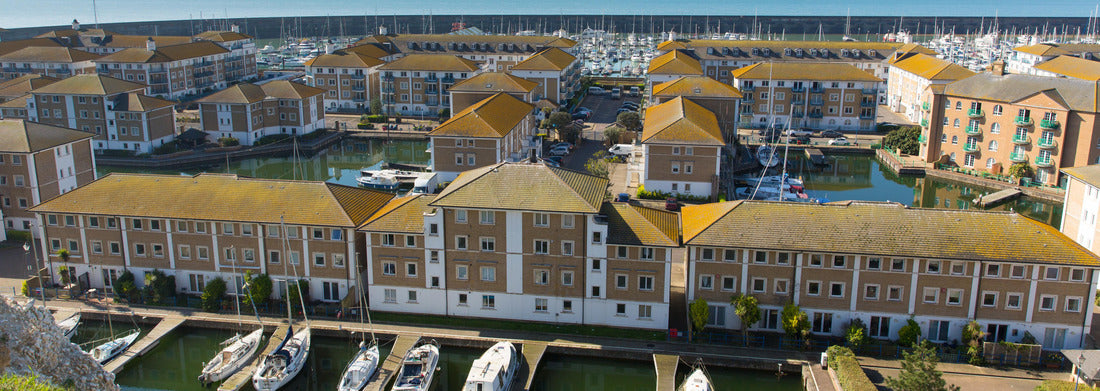 Noah Jigsaw Puzzle Brighton marina with houses, boats and yachts on a beautiful day in East Sussex England, panorama Panorama 1000 Pieces