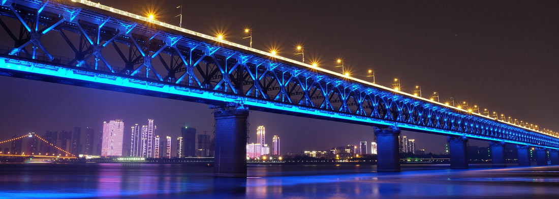 Noah Jigsaw Puzzle Bridge in Wuhan Yangtze River Bridge, China, Panorama Panorama 1000 Pieces