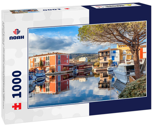 Colorful city on the water, Port of Grimaud, Côte d'Azur, France, Provence, houses and boats. Beautiful city landscape