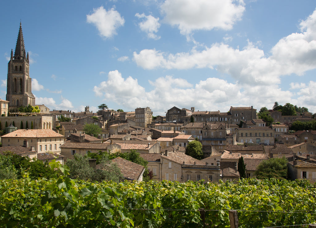 Beautiful cityscape view on Saint Emilion village in Bordeaux region