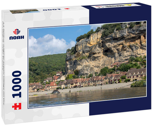 La Roque-Gageac scenic village on the Dordogne river, France