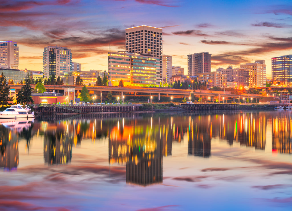 Tacoma, Washington, USA downtown skyline