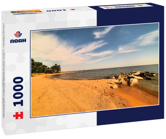 Red Sand / The red sandy beach of Sandy Point State Park near Annapolis, Maryland