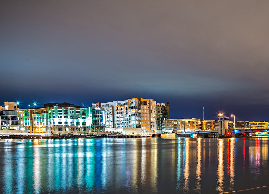 Green Bay Wisconsin city skyline at night