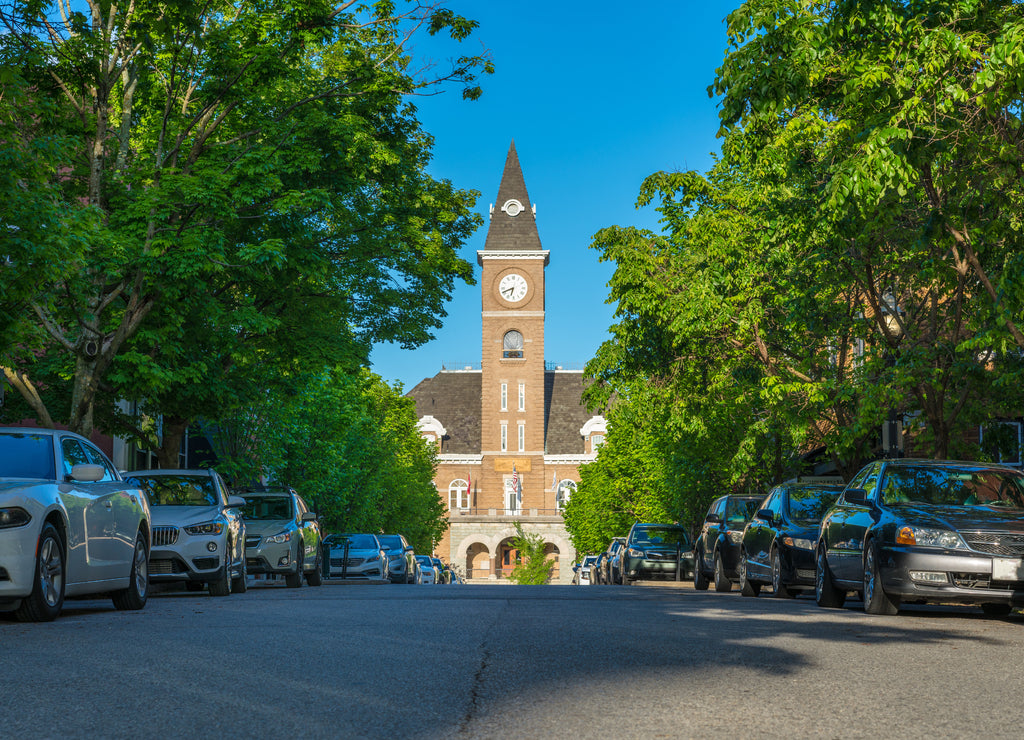 Historic Washington County Courthouse building in Fayetteville Arkansas