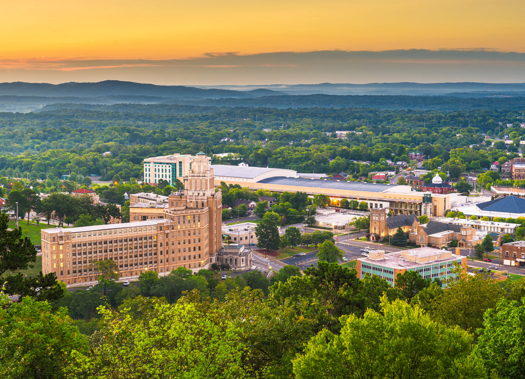 Hot Springs, Arkansas, USA town skyline