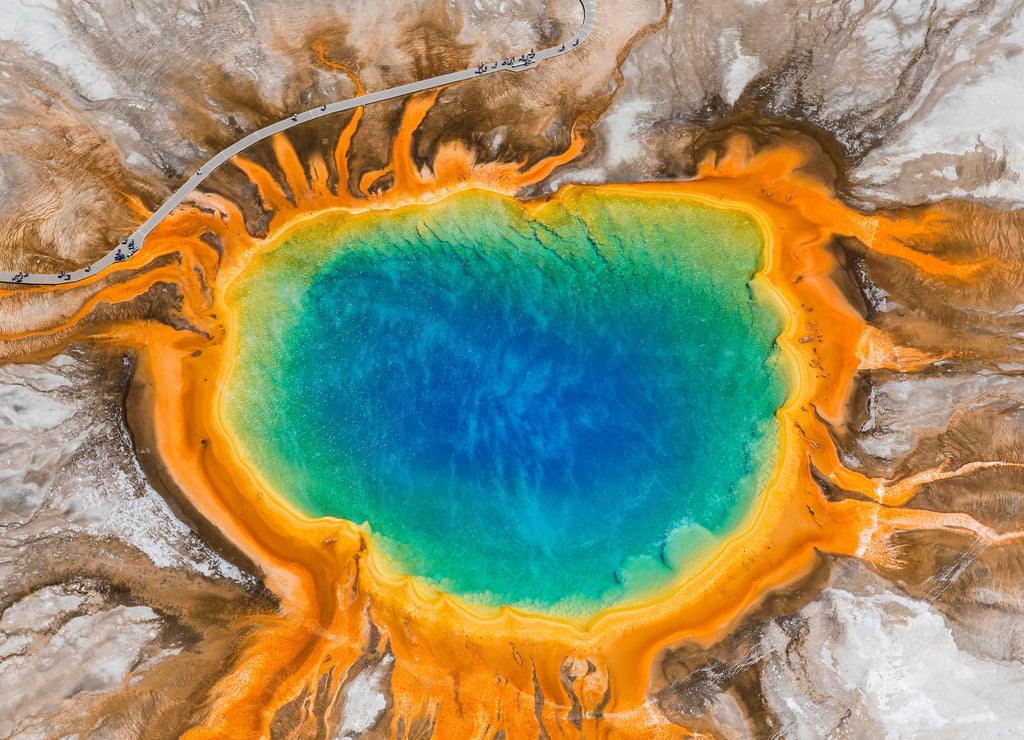 Grand Prismatic Spring, Midway Geyser Basin, Yellowstone National Park, Wyoming, USA