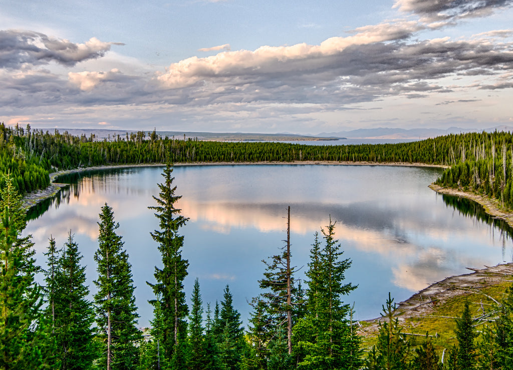 Lake Yellowstone in Yellowstone National Park in Wyoming