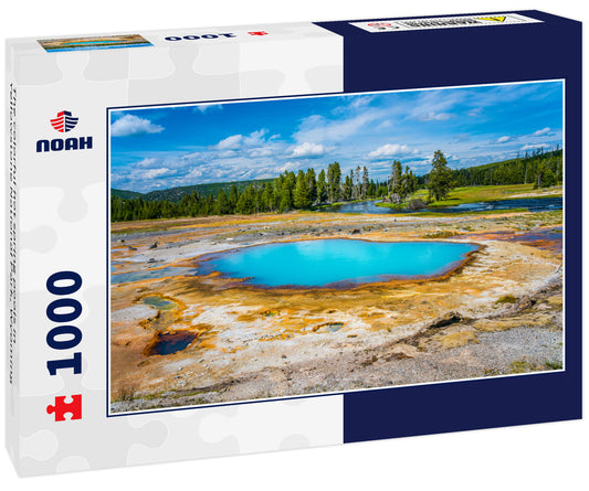 The colorful hot spring pools in Yellowstone National Park, Wyoming