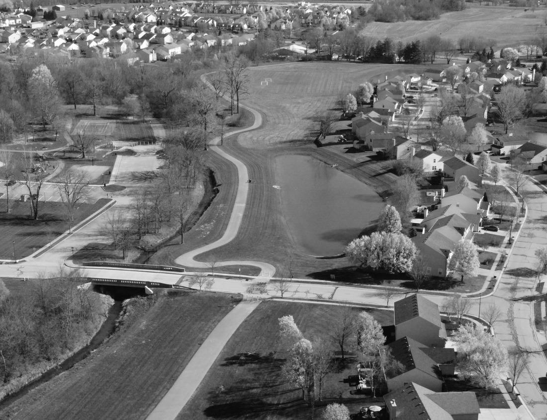 Noah Jigsaw Puzzle Lublin old town with bird's eye view. Tourist attractions and places of interest Lublin in black white 1000 pieces