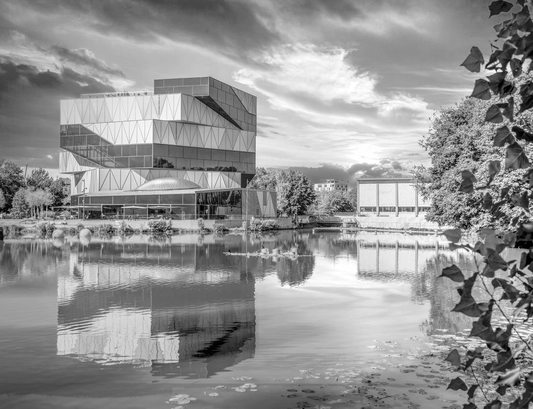 Noah Jigsaw Puzzle Giraffes on the background of the Nile. Africa. Uganda. Murchinson Falls National Park in black white 1000 pieces