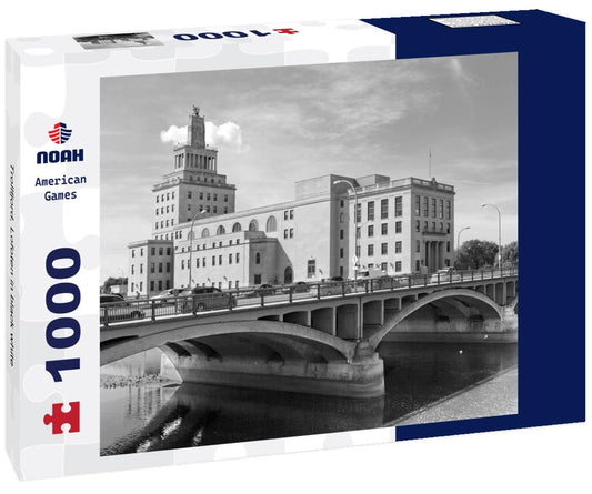 Noah Jigsaw Puzzle Trollfjord, Lofoten in black white 1000 pieces