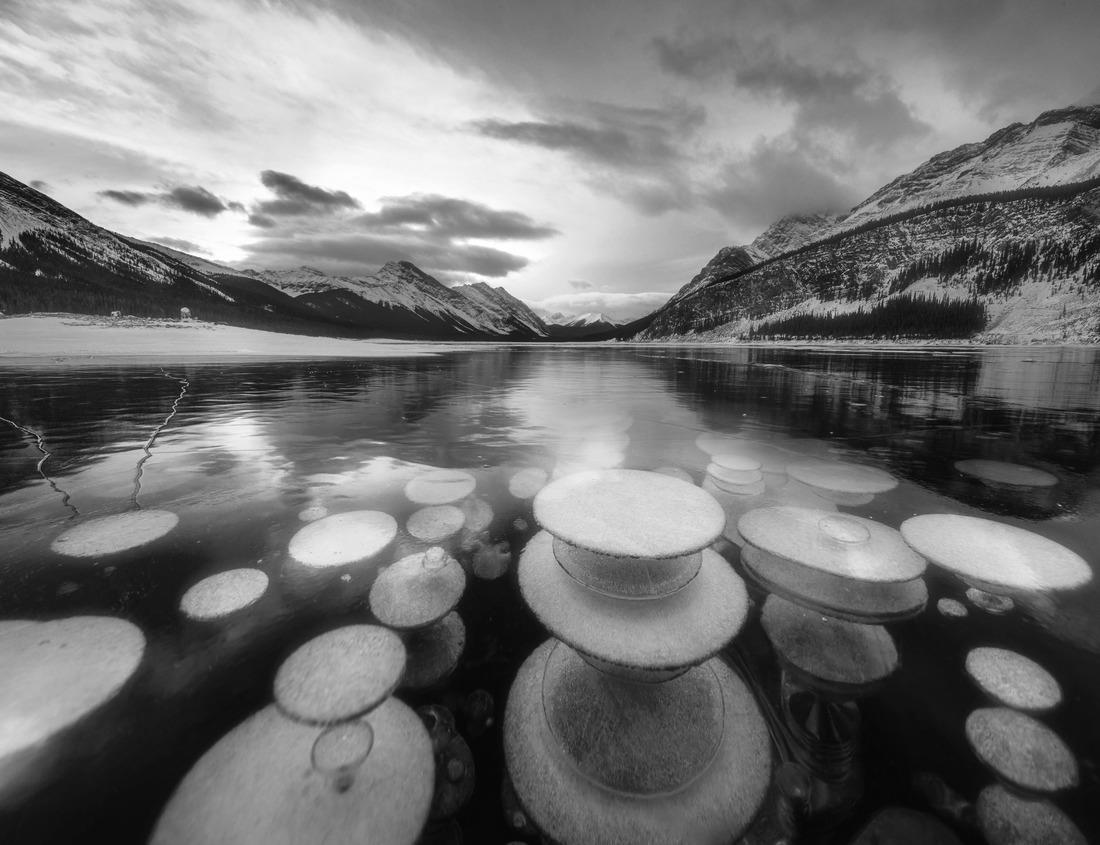 Noah Jigsaw Puzzle Explosion Craters lakes in Queen Elizabeth National Park, Uganda in black white 1000 pieces