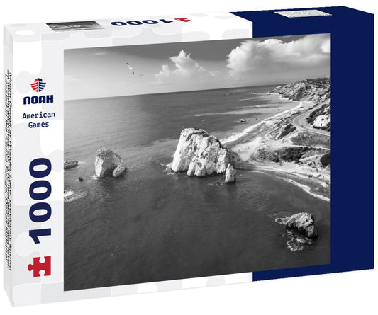 Noah Jigsaw Puzzle Mount Denali at Wonder Lake, previously known as Mount McKinley 20, 310 feet above sea level. Located in the Alaska Range, Denali National Park and Preserve, Alaska - Sunrise in black white 1000 pieces