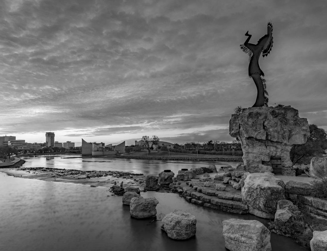 Noah Jigsaw Puzzle Autumn at the Upper Mesa Falls Idaho in black white 1000 pieces