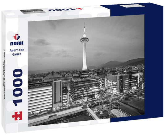 Noah Jigsaw Puzzle Long Beach Pike, California in black white 1000 pieces