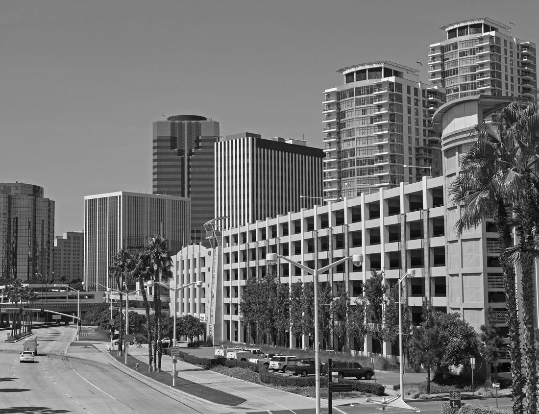 Noah Jigsaw Puzzle Fushimi Inari Shrine in Kyoto, Japan in black white 1000 pieces