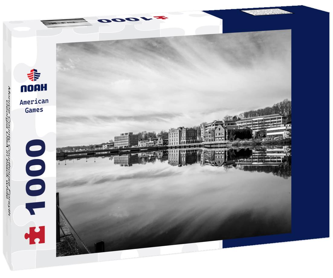 Noah Jigsaw Puzzle Monroe County Courthouse Forsyth Georgia USA in black white 1000 pieces