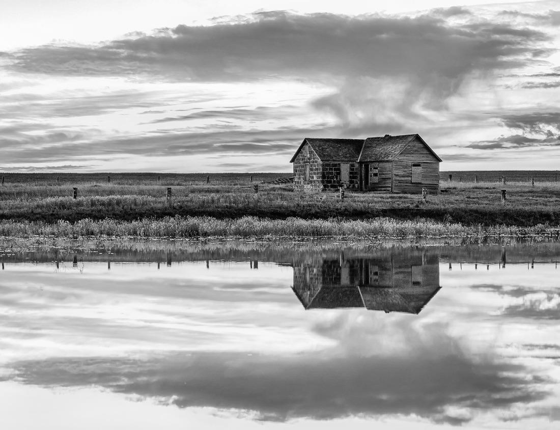 Noah Jigsaw Puzzle Greek-Roman Theater Catania in Sicily - Italy in black white 1000 pieces