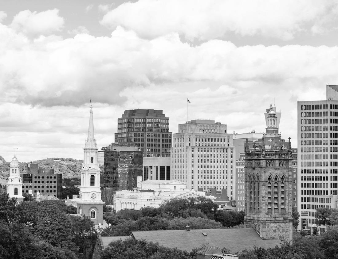 Noah Jigsaw Puzzle Beautiful Broad Street Bridge in Gadsden, Alabama in black white 1000 pieces