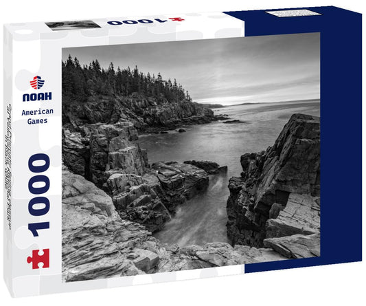 Noah Jigsaw Puzzle Grand Prismatic Spring closeup at Yellowstone National Park in black white 1000 pieces