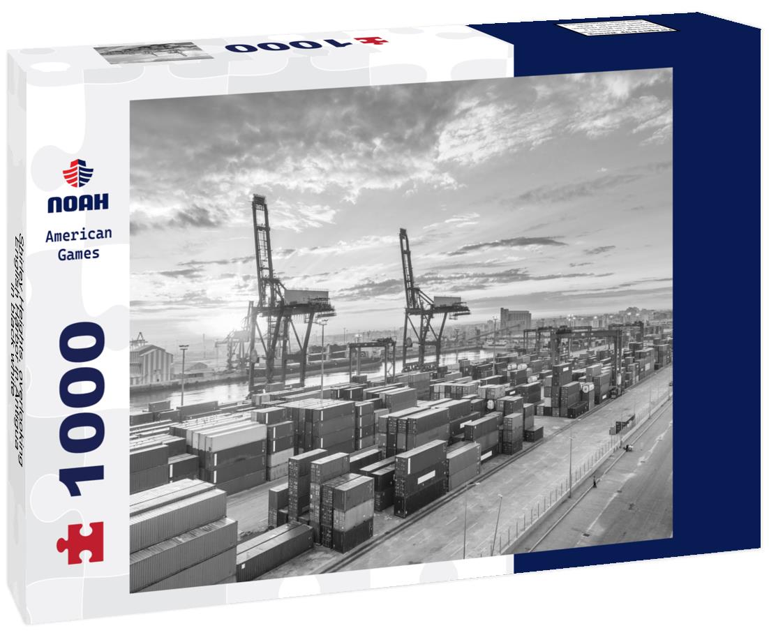 Noah Jigsaw Puzzle Shirley Heights, overlooking English Harbor in Antigua in black white 1000 pieces