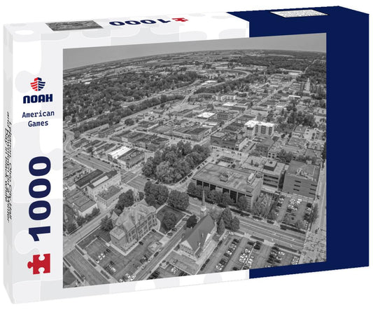 Noah Jigsaw Puzzle Lebanon, Ohio City Hall and Downtown on a Winter Day in black white 1000 pieces