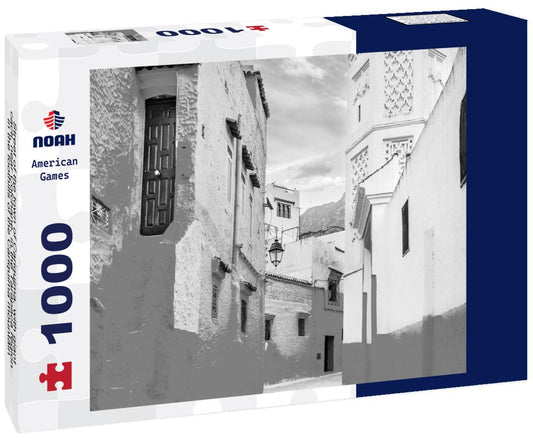 Noah Jigsaw Puzzle Street of the town of Cariquima, with giant cacti, near Colchane, in the Tarapaca region, in the foothills of the Cariquima mountain, northern Chile in black white 1000 pieces