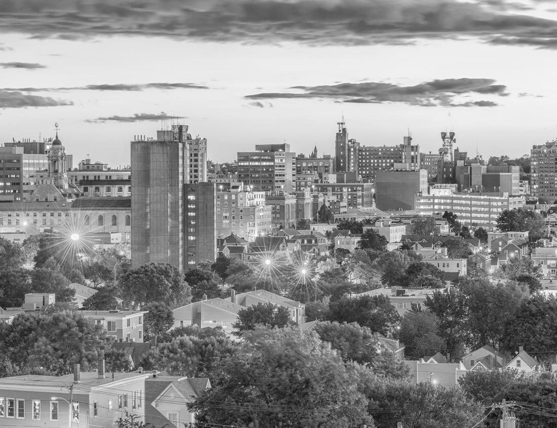 Noah Jigsaw Puzzle Indianapolis, Indiana, USA skyline and canal in black white 1000 pieces