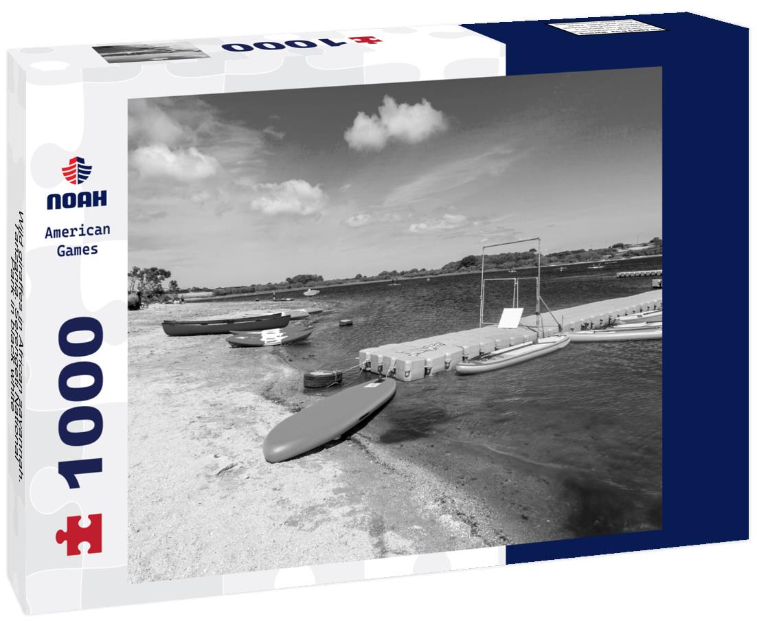 Noah Jigsaw Puzzle Wild giraffes in African savannah. Tanzania. Serengeti National Park in black white 1000 pieces