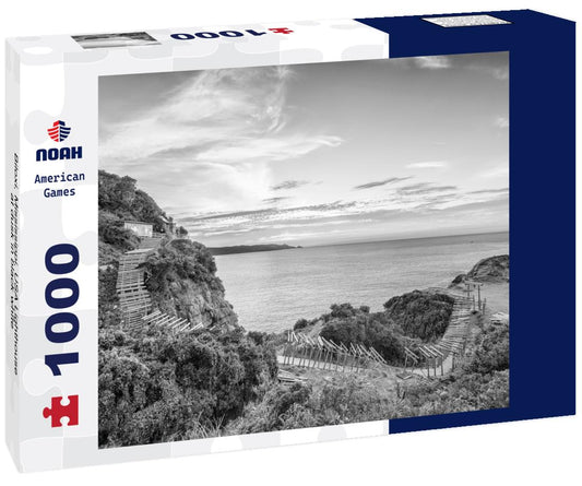 Noah Jigsaw Puzzle Biloxi, Mississippi, USA Lighthouse at dusk in black white 1000 pieces