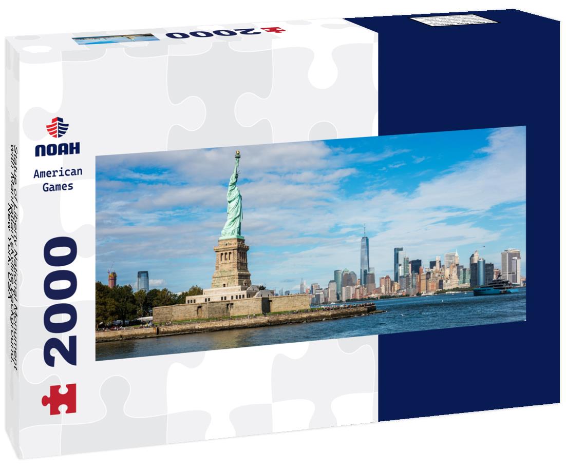 Statue of Liberty National Monument with Manhattan skyline background. New York, USA 2000pc Panoramic Puzzle
