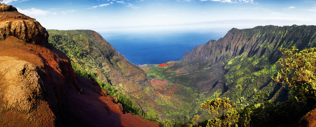 Lush green foliage in Waimea Canyon and the Na Pali Coast, Kauai, Hawaii 2000pc Panoramic Puzzle
