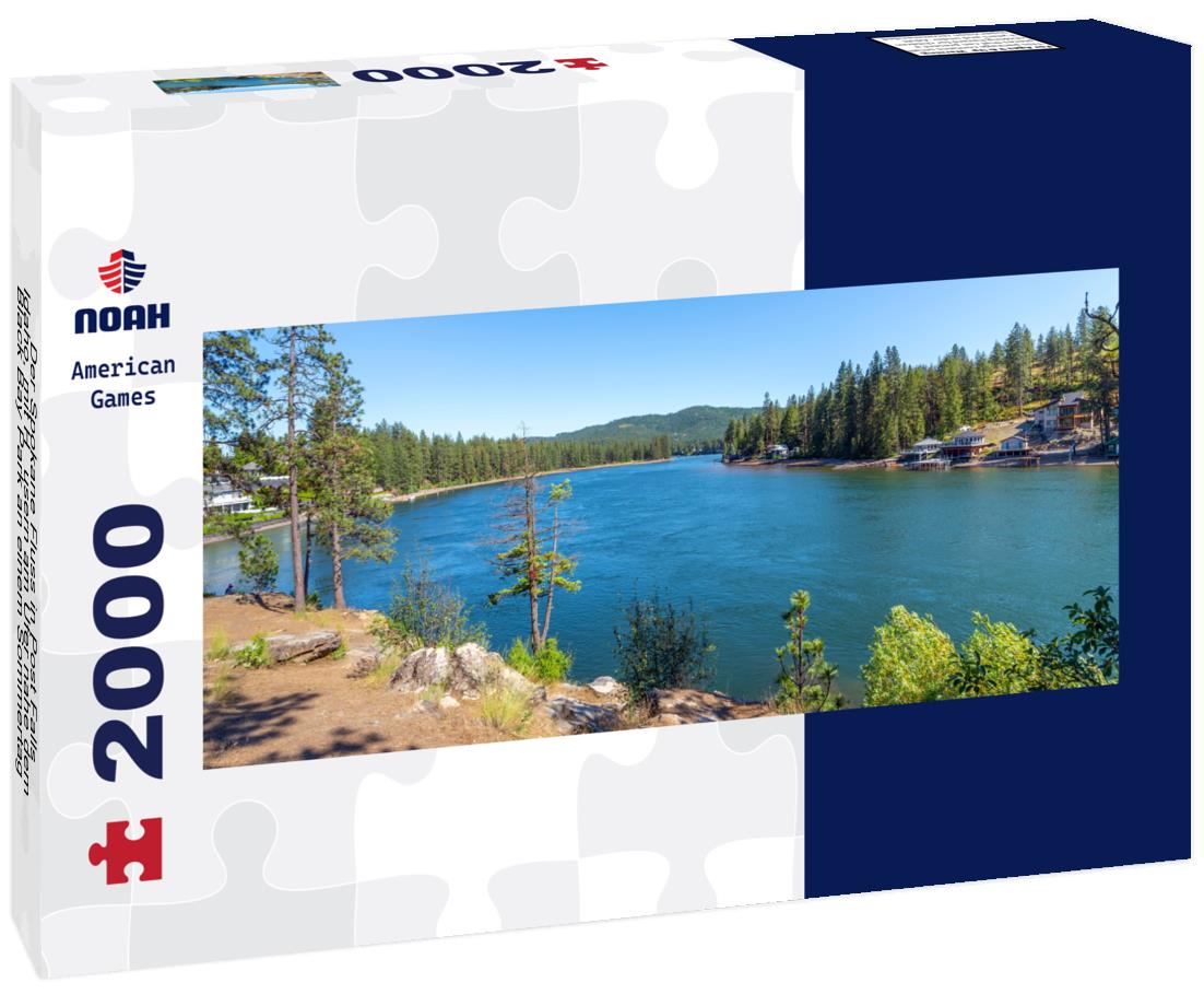 Noah Jigsaw Puzzle Der Spokane Fluss in Post Falls, Idaho, mit Häusern am Ufer nahe dem Black Bay Park an einem Sommertag panorama 2000 pieces