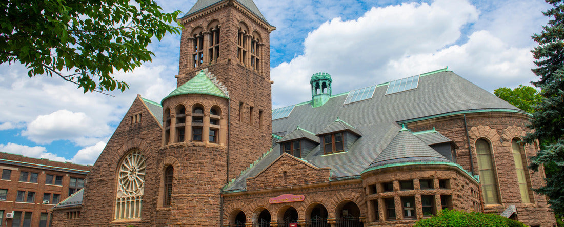 First Baptist Church of Malden at 493 Main Street in historic city center of Malden, Massachusetts MA, USA 2000pc Panoramic Puzzle