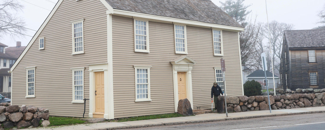 Quincy, Massachusetts : John Quincy Adams birthplace in Quincy, Massachusetts. Historic landmark and museum 2000pc Panoramic Puzzle