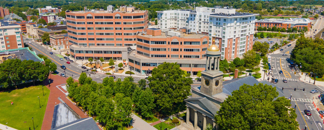 The United First Parish Church was built in 1828 in Quincy, Massachusetts MA 2000pc Panoramic Puzzle
