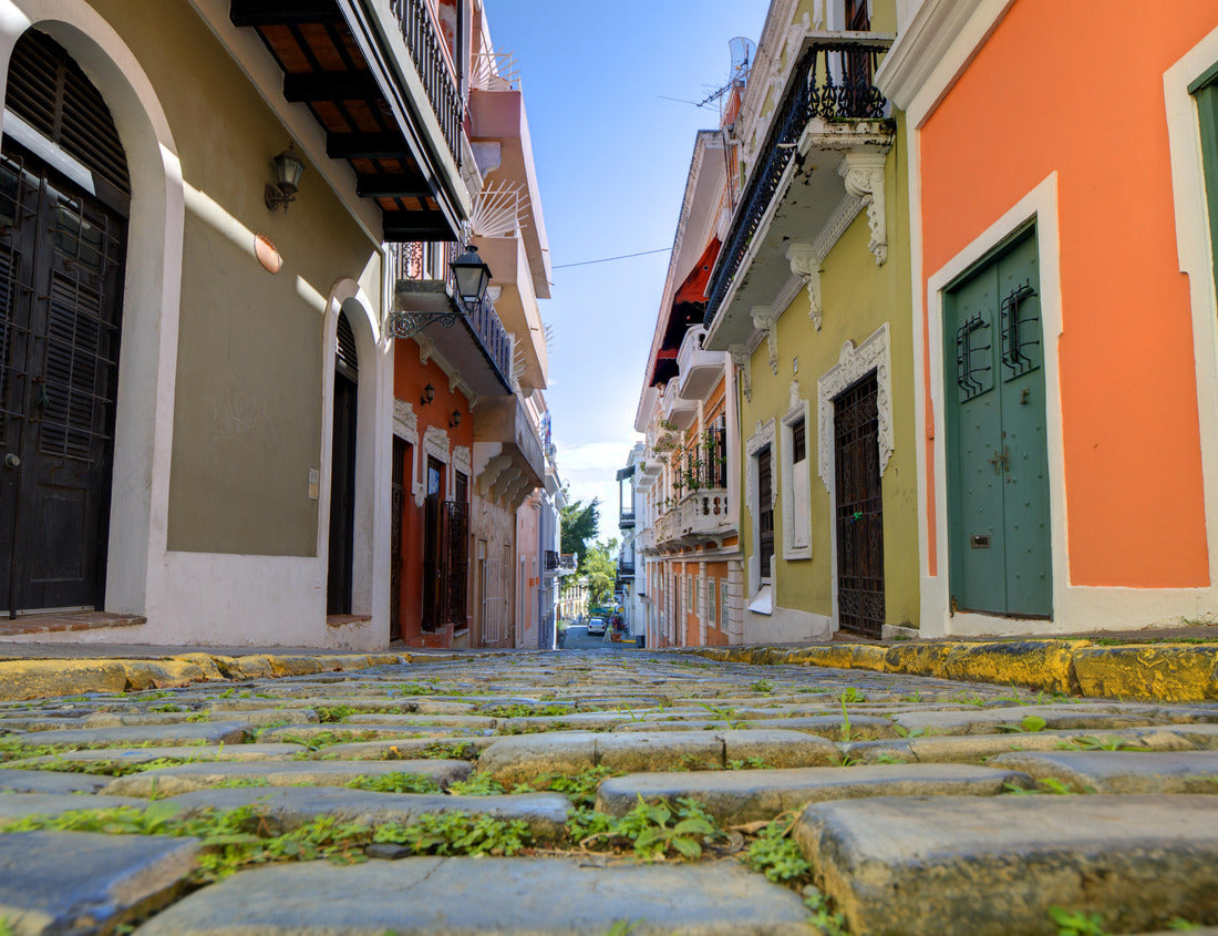 Noah Jigsaw Puzzle Alley in the old city of San Juan, Puerto Rico 1000 pieces