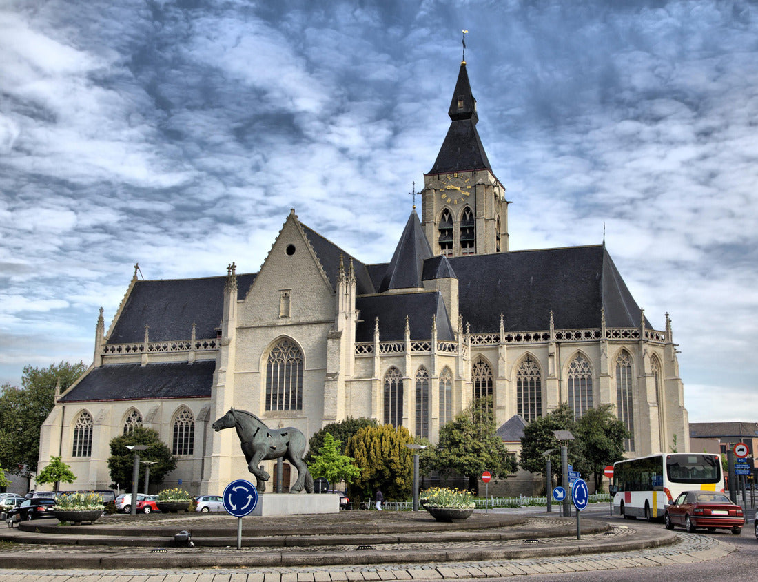 Noah Jigsaw Puzzle Church and horse statue in the center of Vilvoorde - town near Brussels, Belgium 1000 pieces