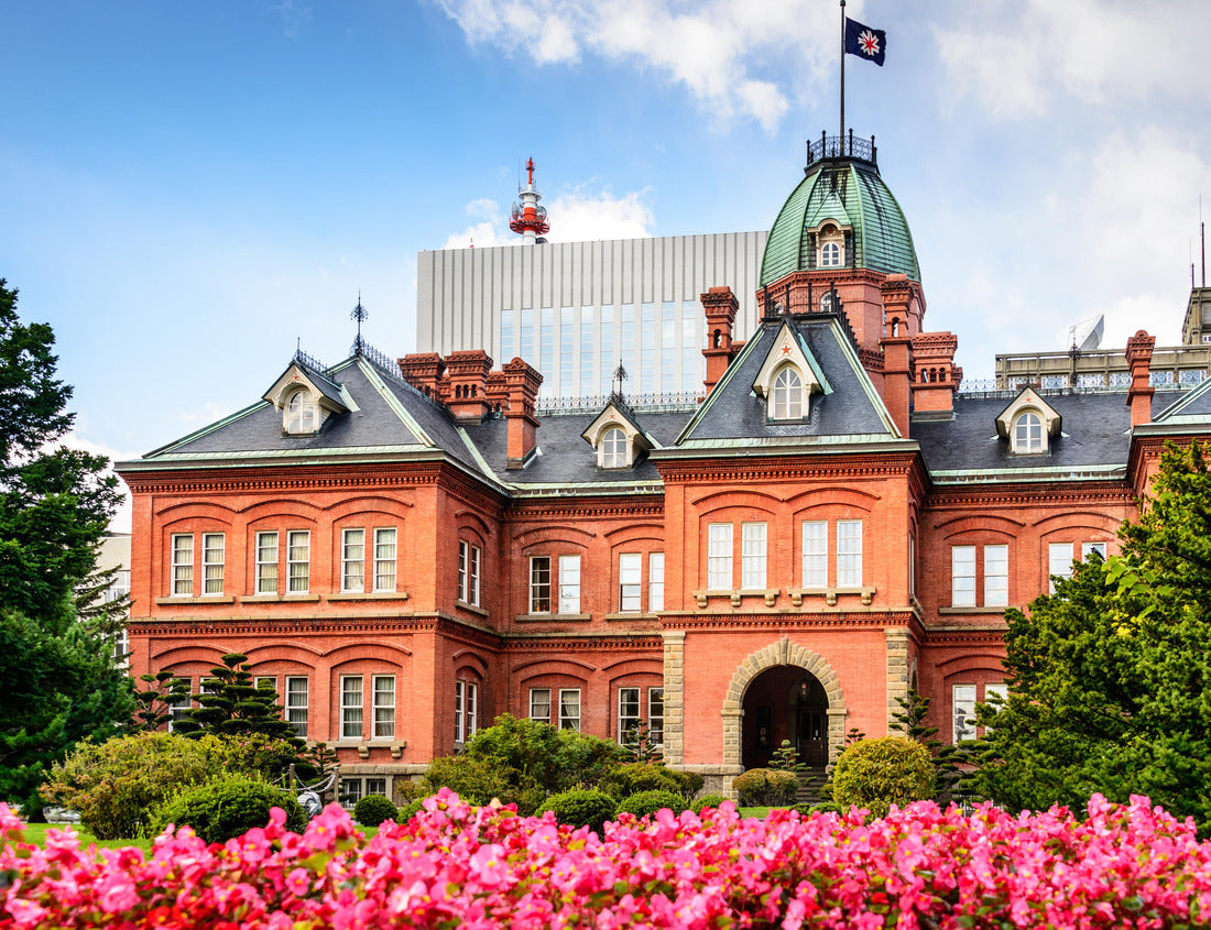 Noah Jigsaw Puzzle Former Hokkaido Government Office in Sapporo, Japan 1000 pieces