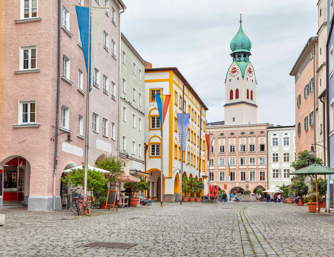 Noah Jigsaw Puzzle Colored buildings in the center of Rosenheim and tower of St. Nicholas Church, Germany 1000 pieces