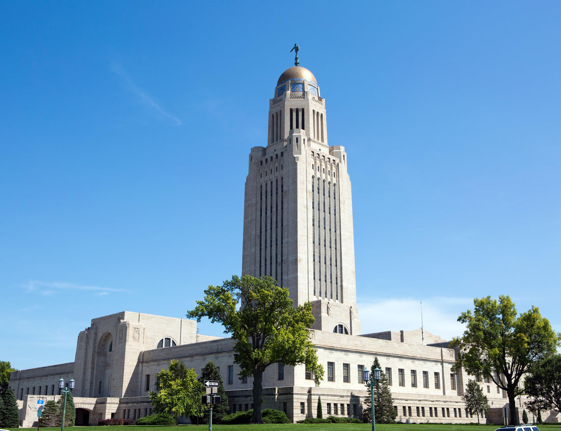 Noah Jigsaw Puzzle Nebraska State Capitol building is located in Lincoln, Nebraska 1000 pieces